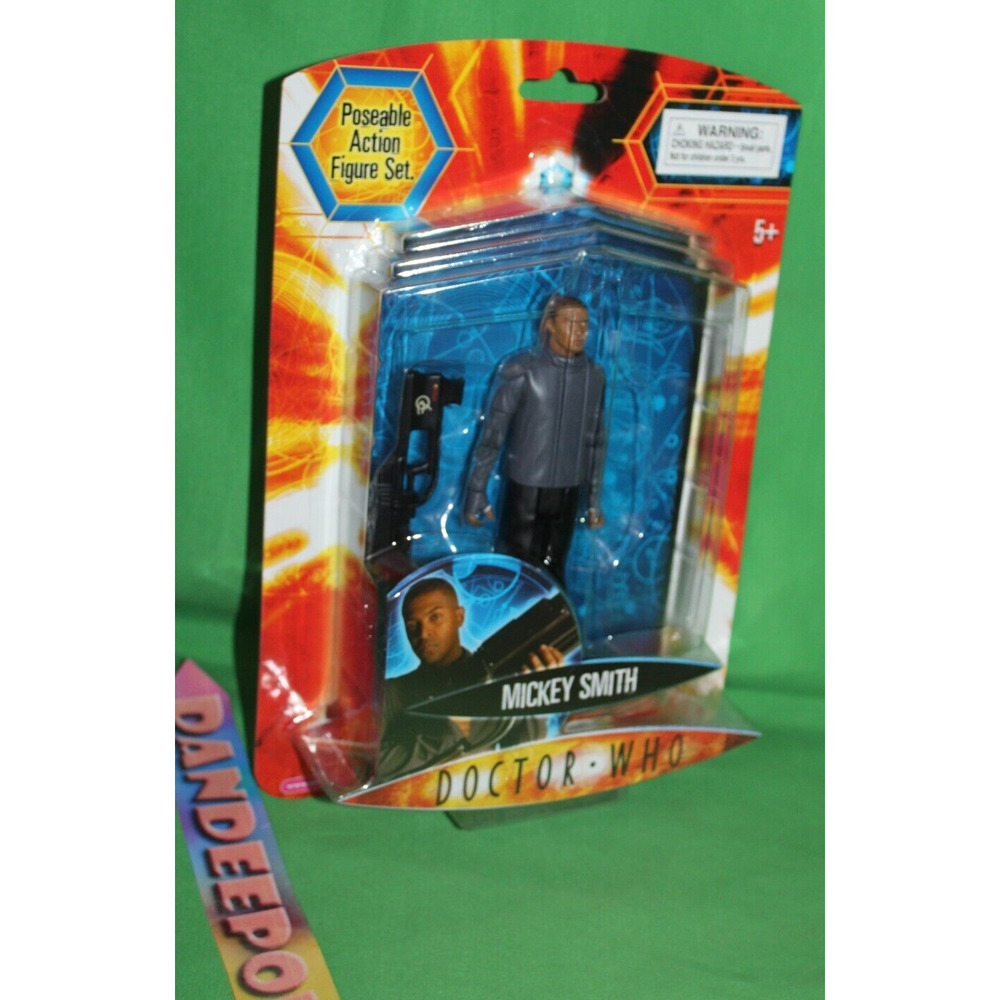 BBC Doctor Who Mickey Smith Series 2 Poseable Action Figure Set Toy 02374